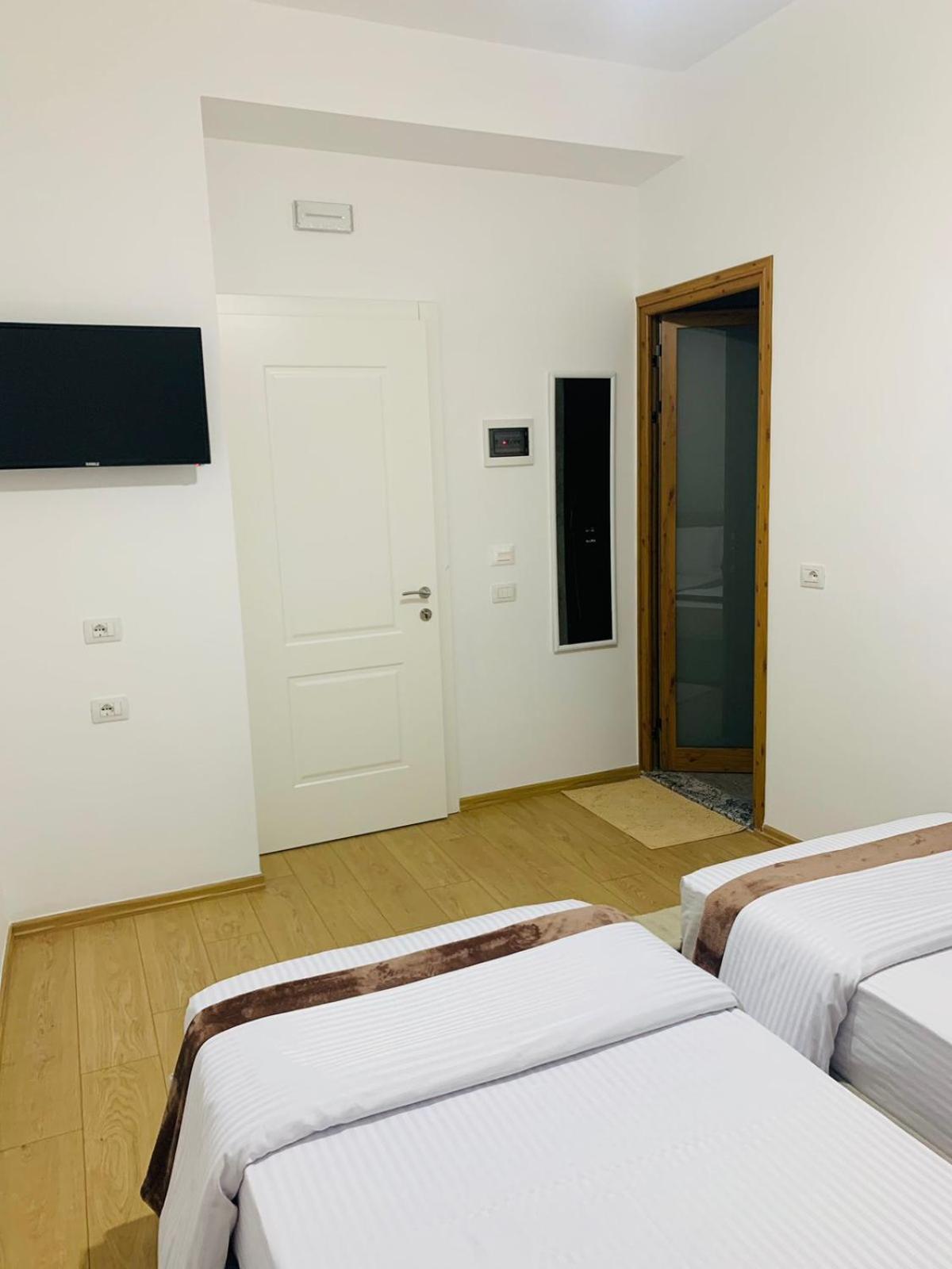 Vila Franko Berat Kültér fotó